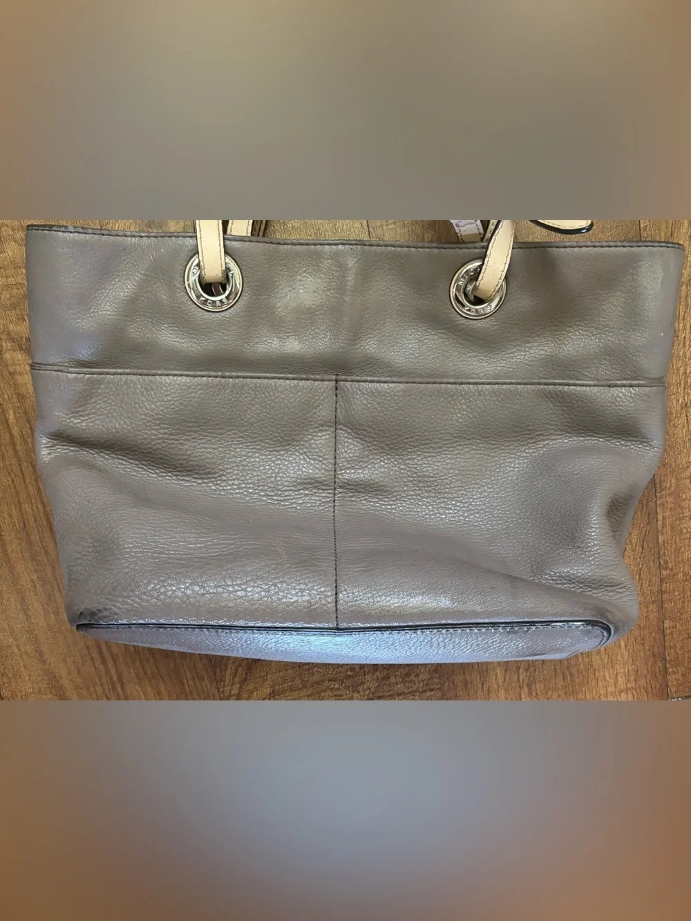 Michael Kors Bedford pebbled women’s handbag purse